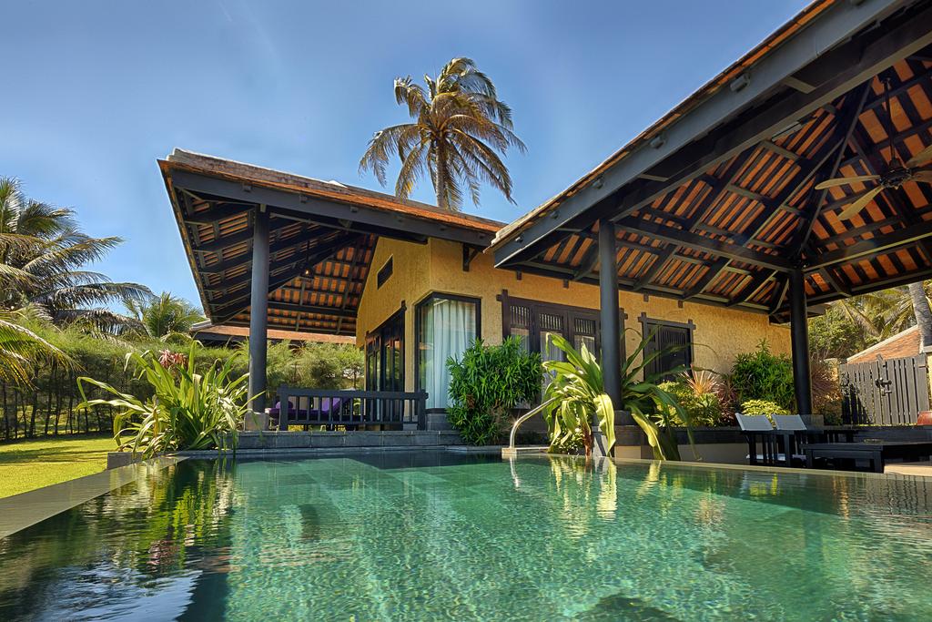 Review : Luxury Anantara Mai Kao Phuket, Thailand (Natural Green ...